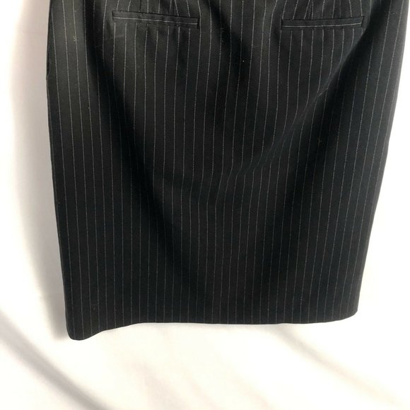 Ann Taylor Women's Pin Striped Skirt Size 6 Black - Picture 7 of 8